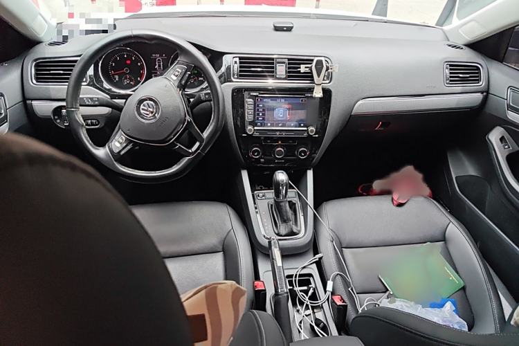 Used Volkswagen Sagitar 2018 180TSI DSG Prestige Edition
