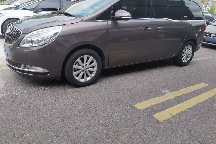 Used Buick GL8 2015 2.4L Luxury Business Premium Edition
