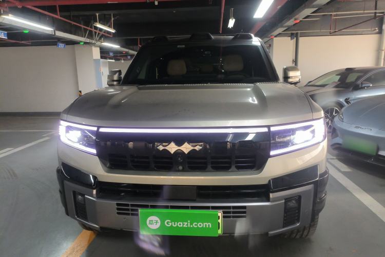 Used  Leopard 8 2025 Smart & Brave Flagship Edition 7 Seats
