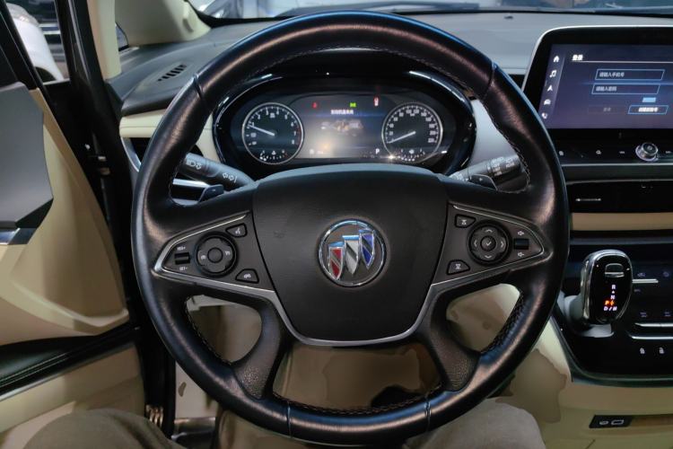 Used Buick GL8 2023 Land Executive Class 652T Luxury Model
