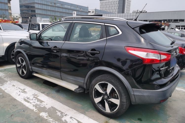 Used Nissan Qashqai 2016 2.0L CVT Luxury Edition
