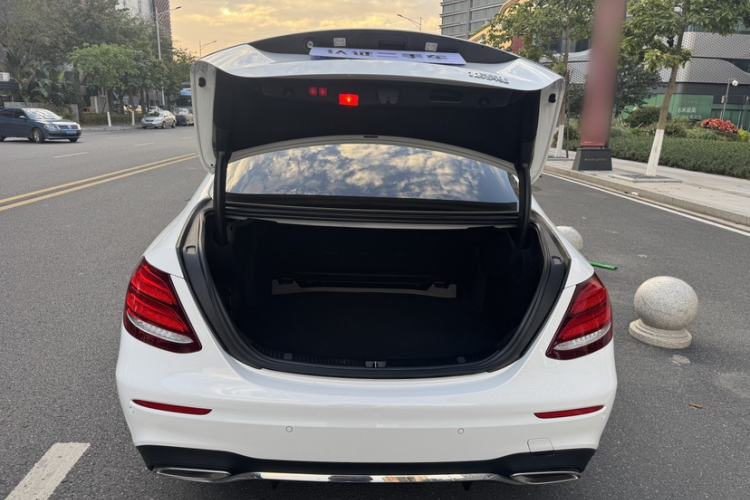 Used Mercedes-Benz E-Class 2020 E 300 L Sporty and Stylish Model
