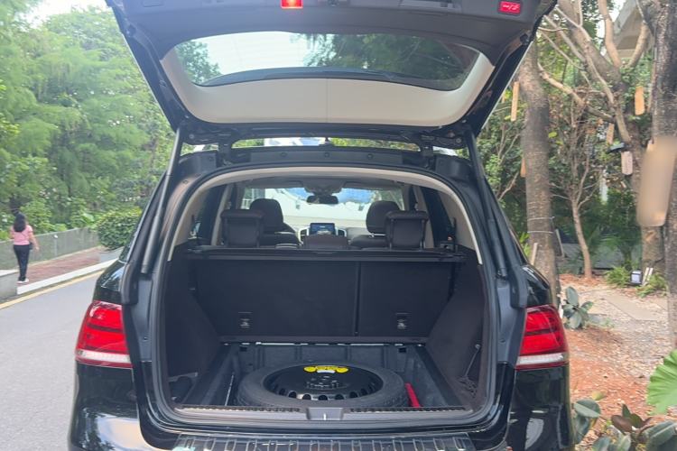 Used Mercedes-Benz GLE 2017 GLE 320 4MATIC Dynamic Model
