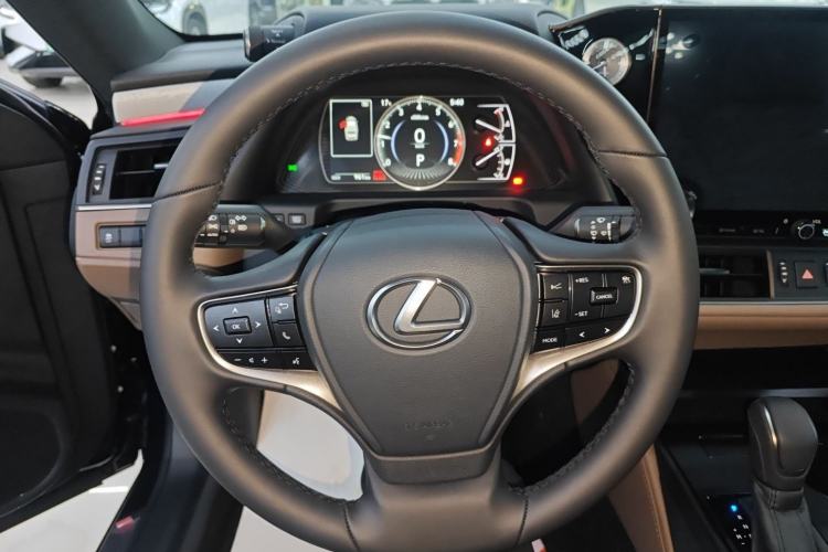 Used Lexus ES 2025 200 Premium Edition