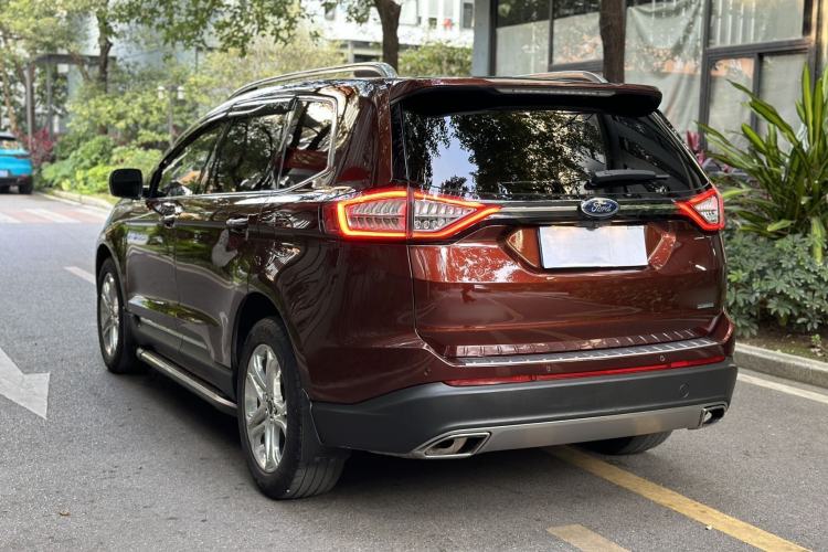 Used Ford Edge 2016 EcoBoost 245 Two-Wheel-Drive Titanium 7-Seater
