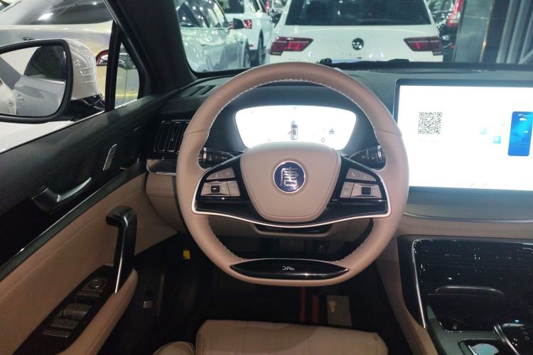 Used BYD Tang New Energy 2024 DM-i Glory Edition 112KM Flagship Model
