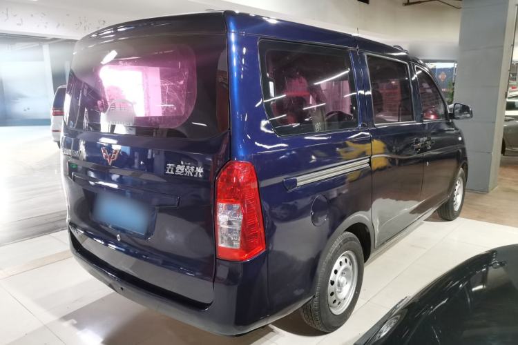 Used Wuling Rongguang V 2015 1.2L Base Version