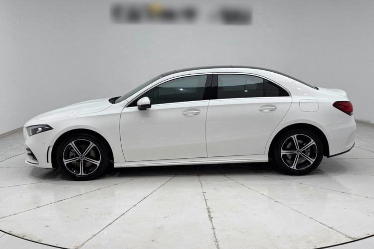 Used Mercedes-Benz A-Class 2022 Revised Version A 200 L Sport Sedan Fashionable Style