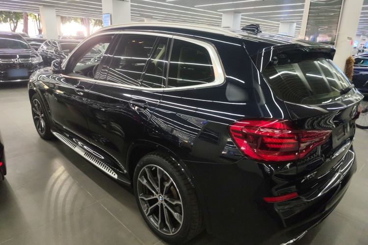 Used BMW X3 2020 xDrive30i Luxury Model with M Sport Package
