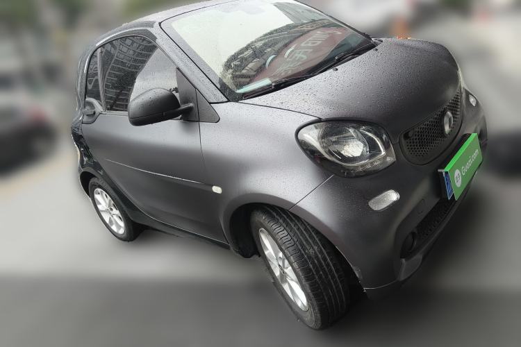 Used smart fortwo 2015 1.0L 52 kW hardtop Dynamic version