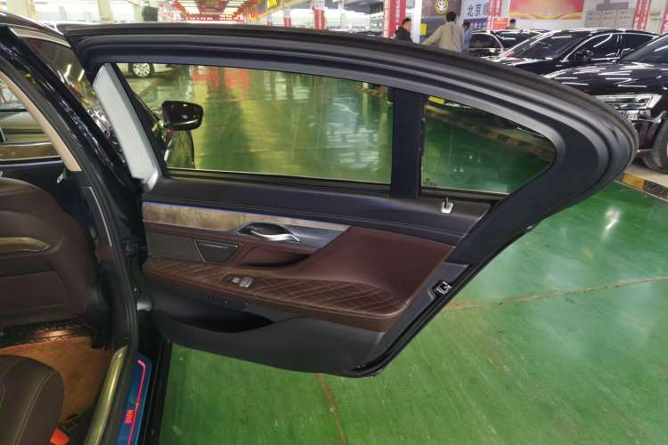 Used BMW 7 Series 2019 Restyled 740Li Leading Luxury Package
