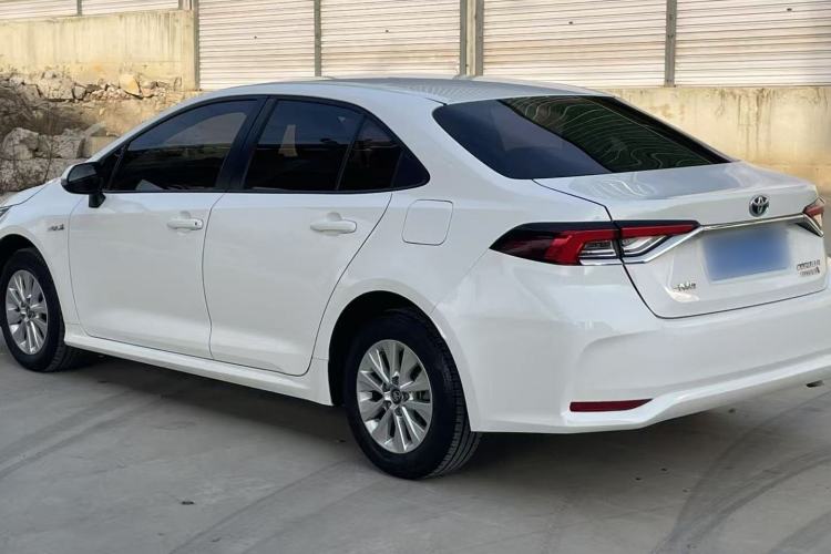 Used Toyota Corolla 2021 Dual-Engine 1.8L E-CVT Pioneer Edition
