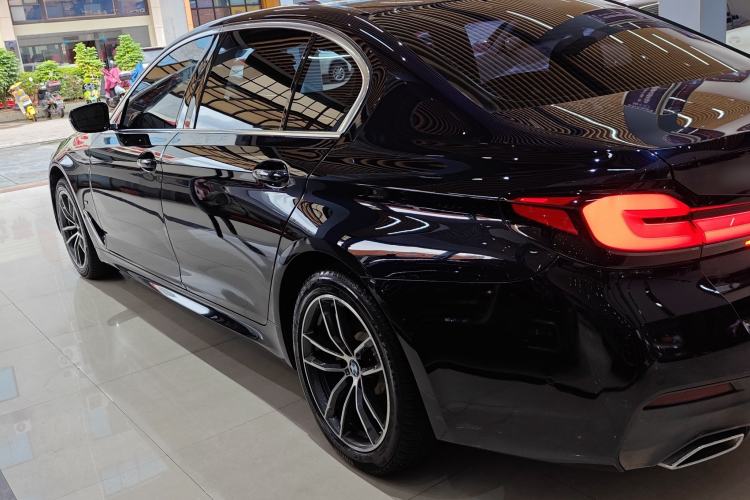 Used BMW 5 Series 2022 Restyled 525Li M Sport Package
