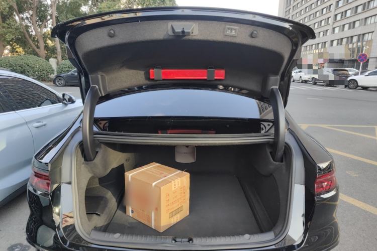 Used BYD Han 2024 EV Glory Edition 605KM Front-Wheel-Drive Premium Model