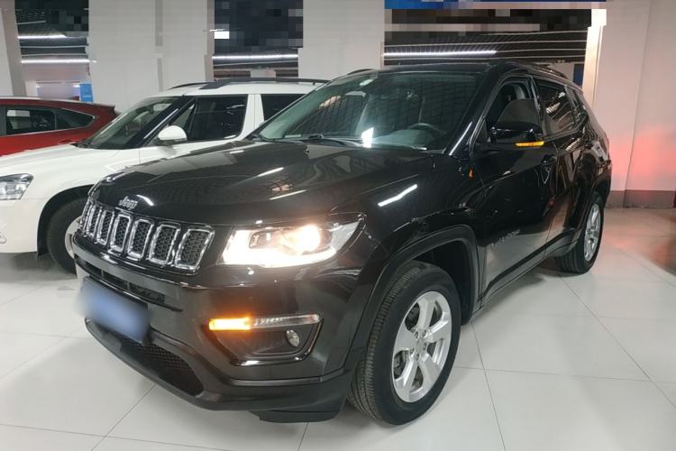 Used  Compass 2019 200T Automatic Family Edition - Connected Large Screen Version
