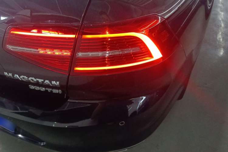 Used Volkswagen Magotan 2019 330TSI DSG Luxury Model China V Standard
