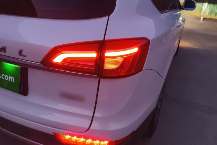 Used Haval H7 2017 Blue Label H7L 2.0T Automatic Prestige Model
