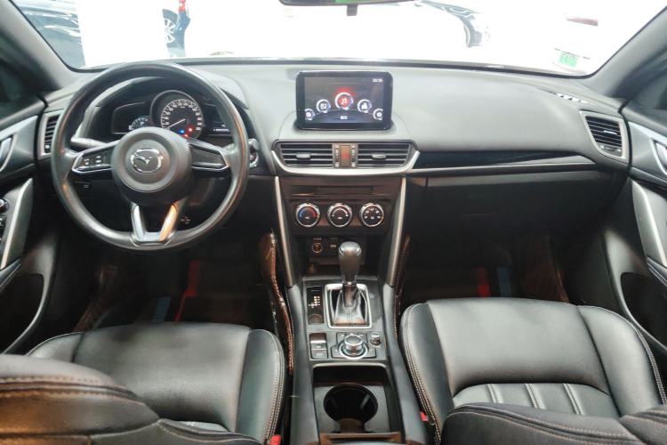 Used Mazda CX-4 2018 2.0L Automatic Two-Wheel Drive Blue Sky Dynamic Version China V Standard