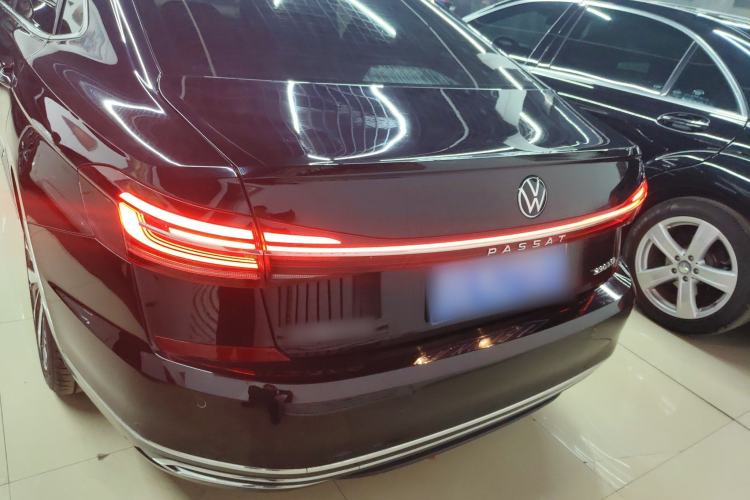 Used Volkswagen Passat 2022 330TSI Starry Elite Edition Custom Version
