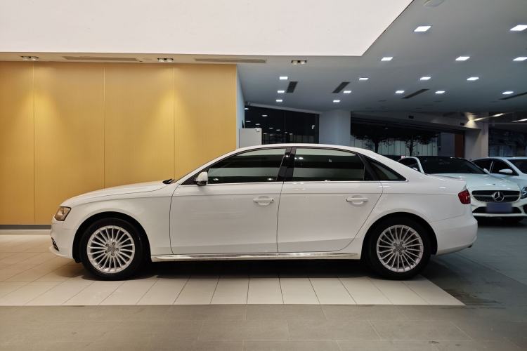 Used Audi A4L 2015 35 TFSI Automatic Comfort Model
