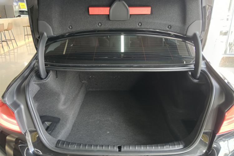 Used BMW 5 Series 2019 525Li Luxury Package
