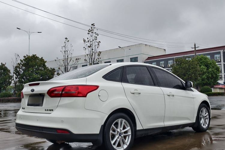Used Ford Focus 2015 Sedan 1.6L Automatic Trend Model
