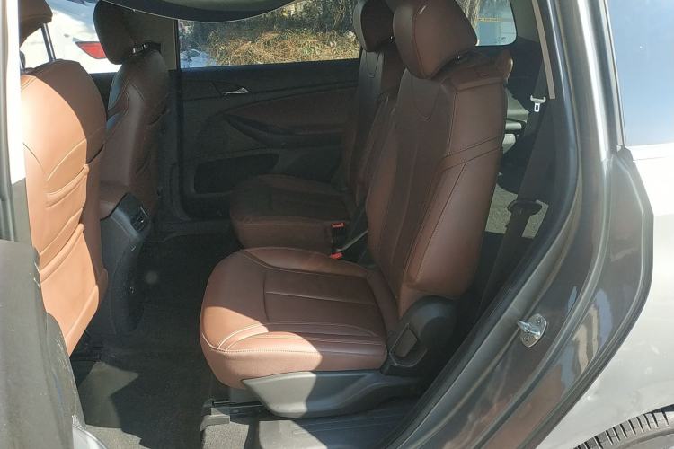 Used Buick GL6 2019 18T 6-Seater Connected Luxury Version China VI Standard