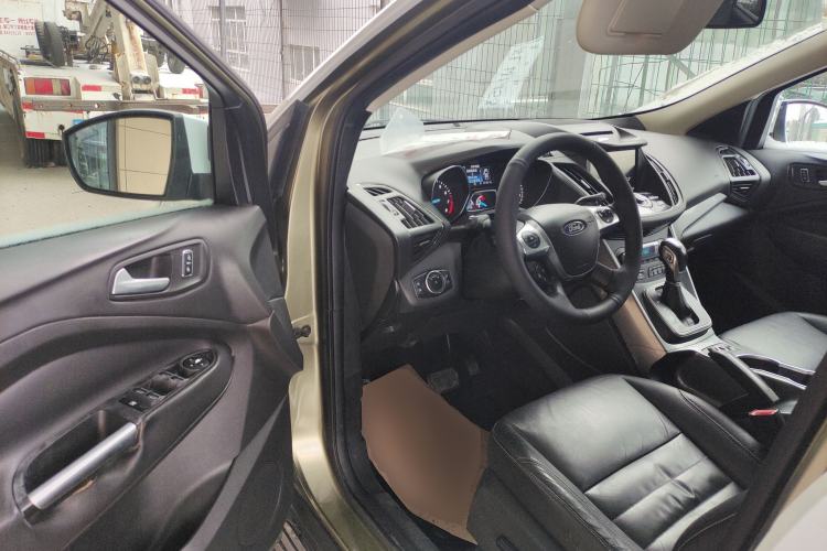 Used Ford Kuga 2015 2.0L GTDi Four-Wheel Drive Prestige Model
