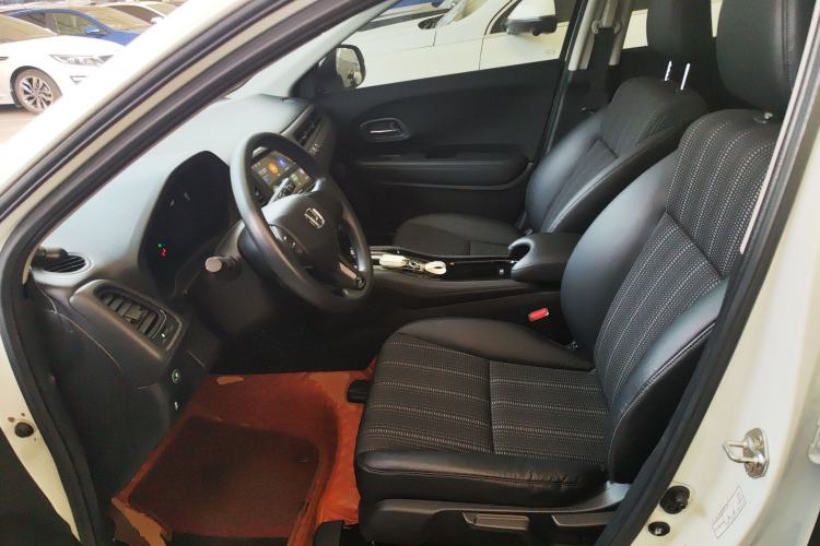 Used Honda Vezel 2017 1.8L CVT Front-Wheel Drive Pioneer Edition
