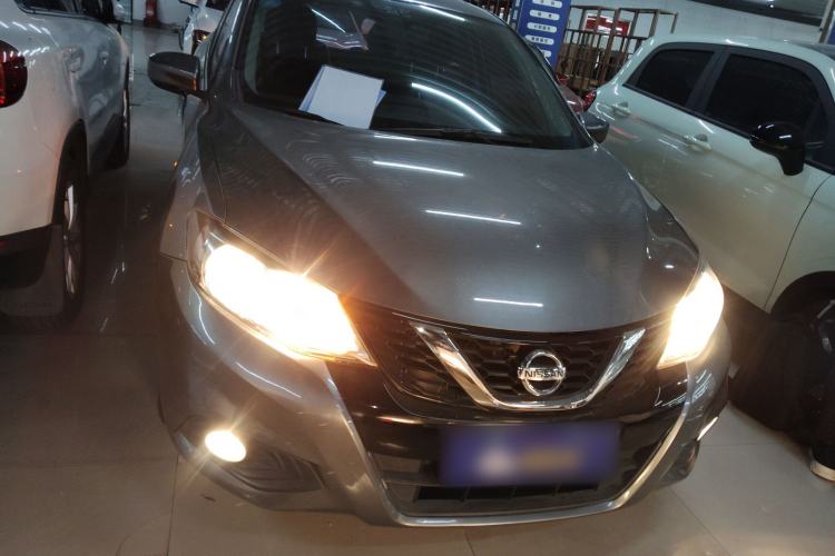 Used Nissan Tiida 2016 1.6L CVT Cool Dynamic Edition
