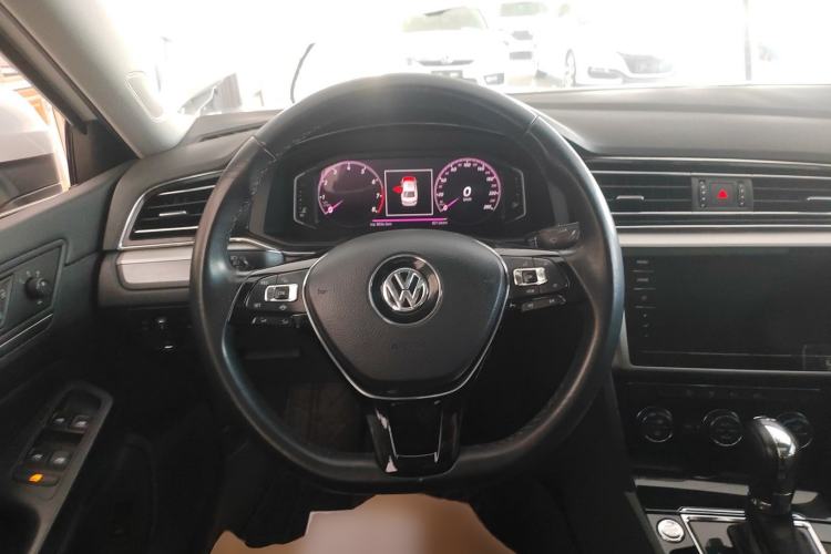 Used Volkswagen Lamando 2019 280TSI DSG Comfort Edition China VI standard
