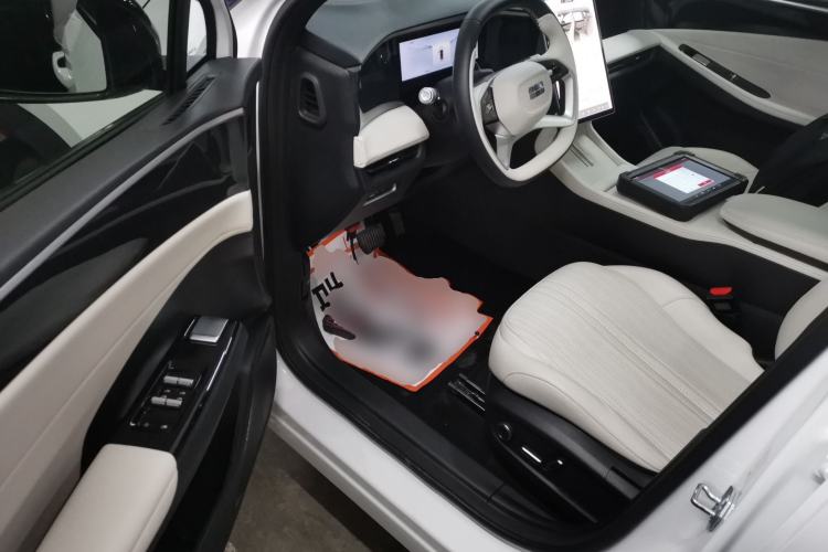 Used  L7 2023 1.5T 115 km Starship
