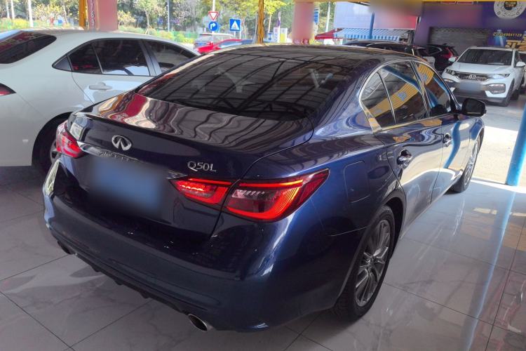 Used Infiniti Q50L 2018 2.0T Enjoyment Edition China V standard
