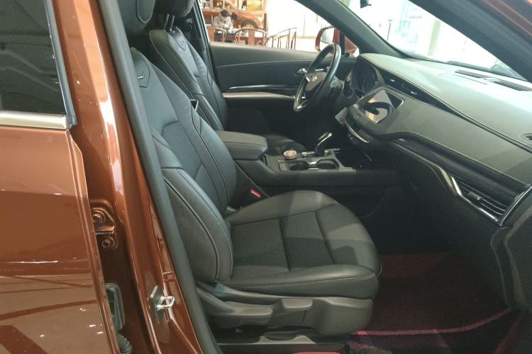 Used Cadillac XT4 2021 28T Two-Wheel Drive Tech Edition
