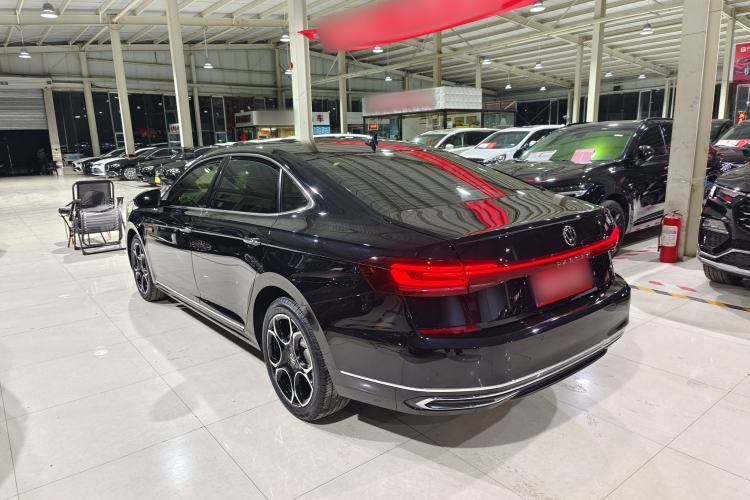 Used Volkswagen Passat 2023 330TSI Luxury Edition
