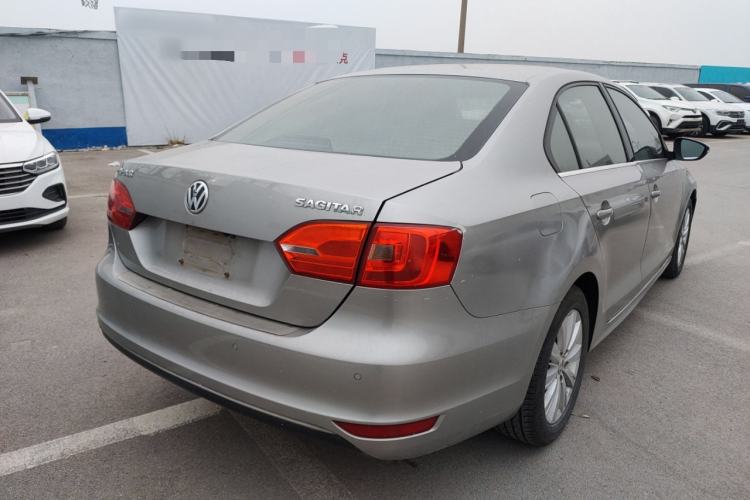 Used Volkswagen Sagitar 2014 1.6L Manual Comfort Model