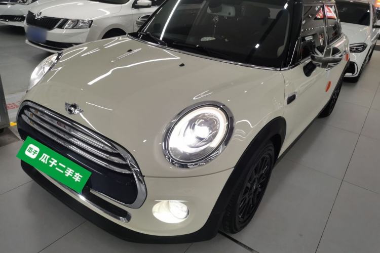 Used  MINI 2015 1.5T COOPER Excitement Five-Door Edition
