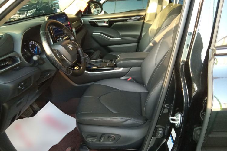 Used Toyota Highlander 2022 Dual-Engine 2.5L Four-Wheel Drive Prestige Version 7 Seats