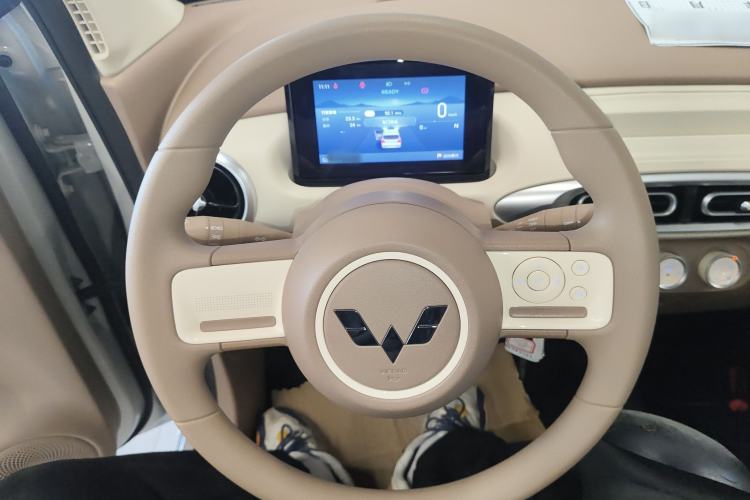 Used Wuling Hongguang MINIEV 2025 Four-Door Version Advanced Edition
