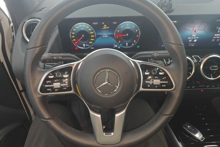 Used Mercedes-Benz GLA 2022 Second Facelift GLA 200