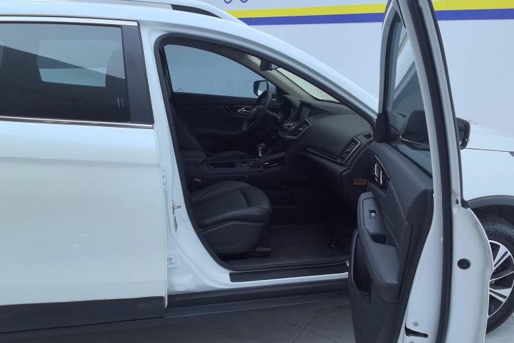 Used Dongfeng Aeolus AX7 2019 Classic 230T Automatic Luxury Top-Selling Model China V Standard
