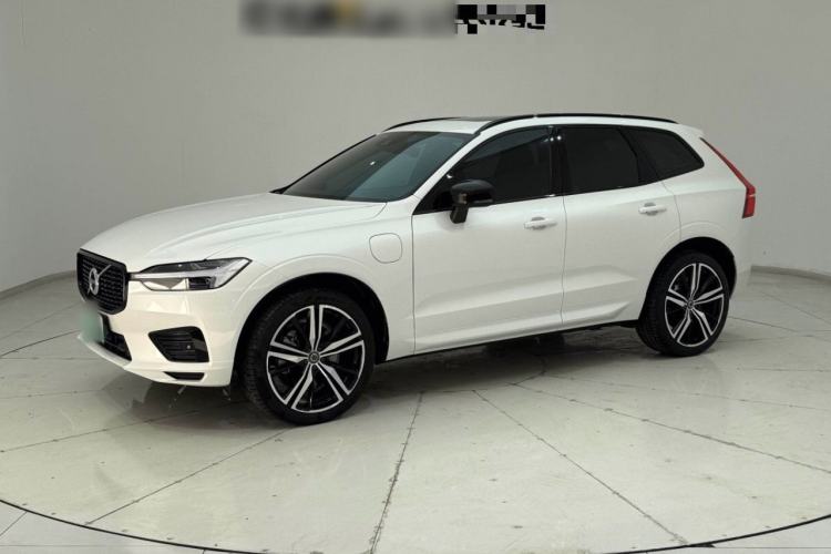 Used Volvo XC60 New Energy 2022 T8 Plug-in Hybrid All-Wheel Drive Zhiyuan Sport Edition
