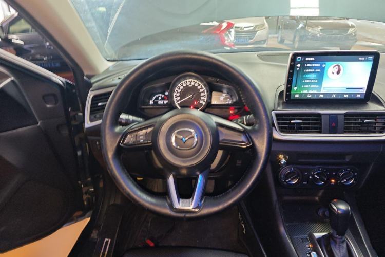 Used Mazda Mazda 3 Axela 2017 Sedan 1.5L Automatic Comfort Model China VI Standard
