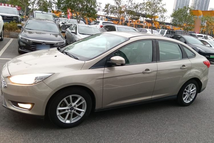 Used Ford Focus 2015 Sedan 1.6L Automatic Trend Model