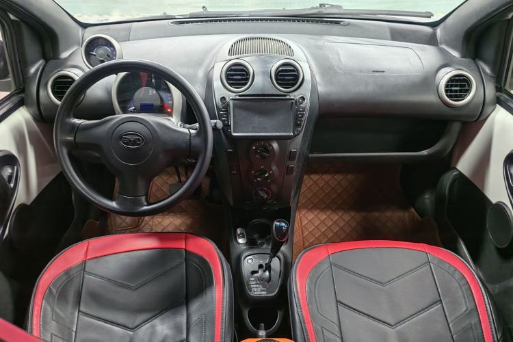 Used BYD F0 2015 1.0L AMT Joyful Cool Model
