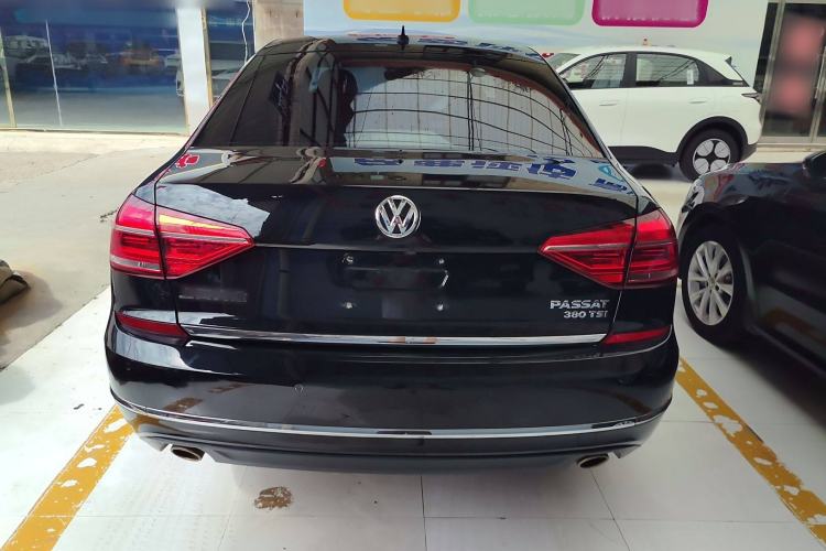 Used Volkswagen Passat 2016 380TSI DSG Prestige Edition
