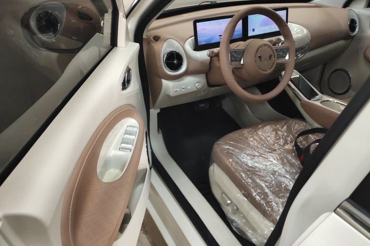 Used Wuling Bingo 2025 333 km Lingxi Deluxe Edition
