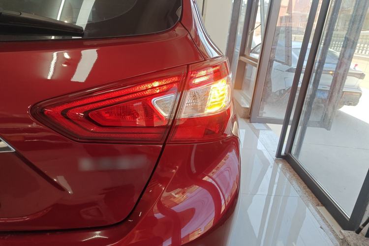 Used Nissan Tiida 2024 1.6L CVT Cool Dynamic Edition
