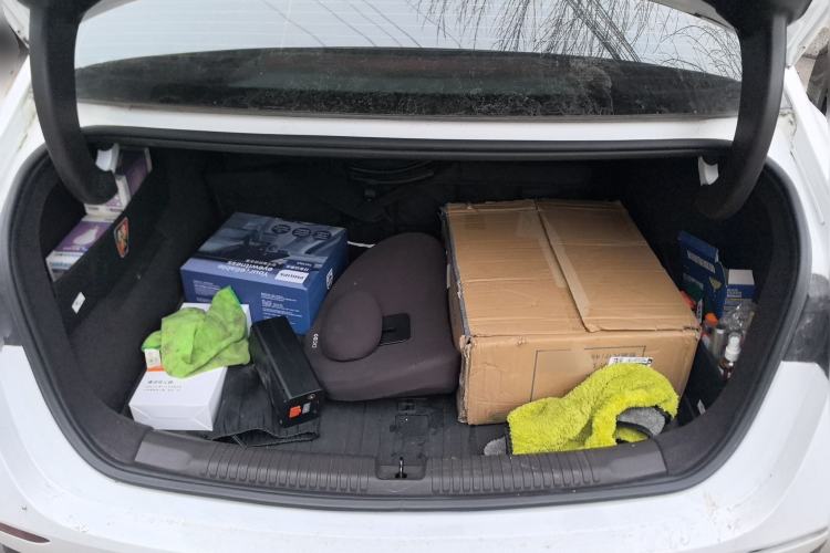 Used Roewe D7 2023 DMH 125km Flagship Edition
