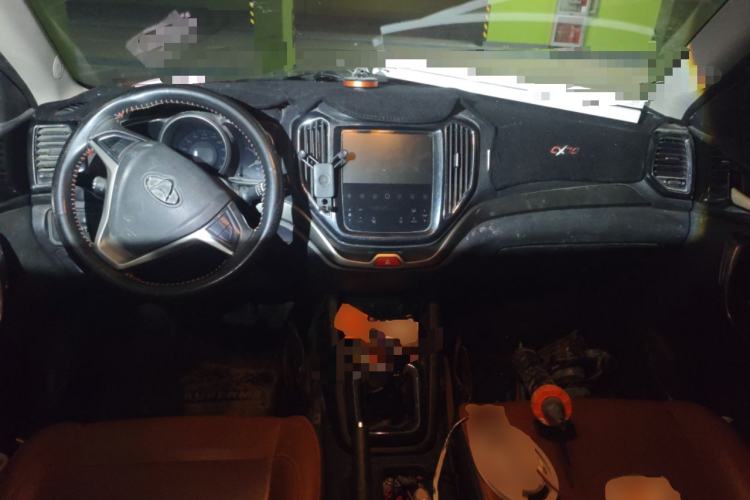 Used Oshan CX70 2016 1.6L manual luxury version
